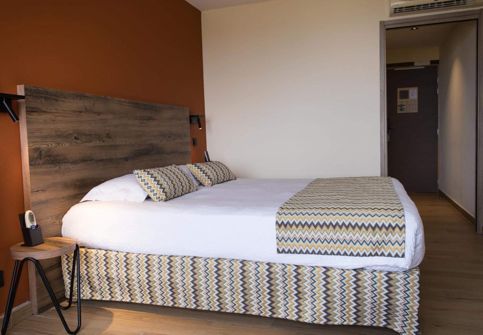 LʼÎle-Rousse Hotel Funtana Marina מראה חיצוני תמונה
