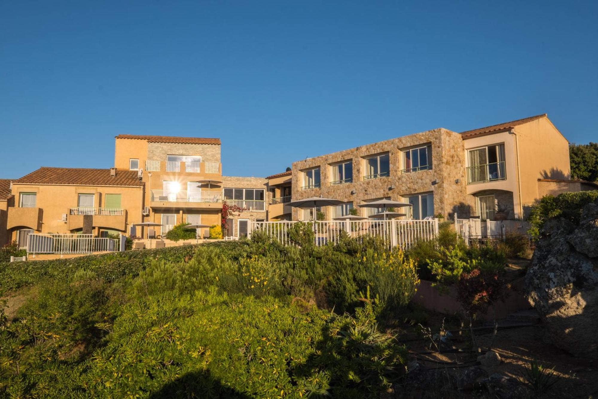 LʼÎle-Rousse Hotel Funtana Marina מראה חיצוני תמונה