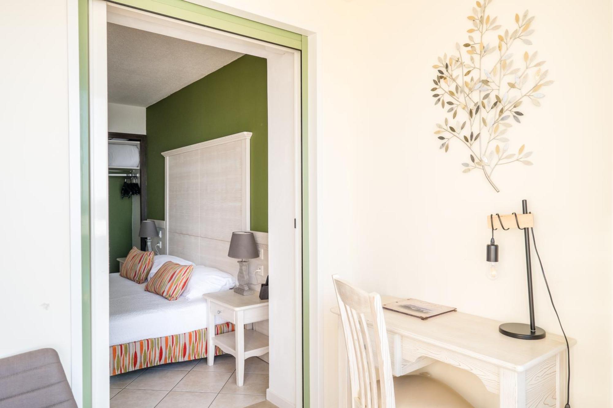 LʼÎle-Rousse Hotel Funtana Marina מראה חיצוני תמונה